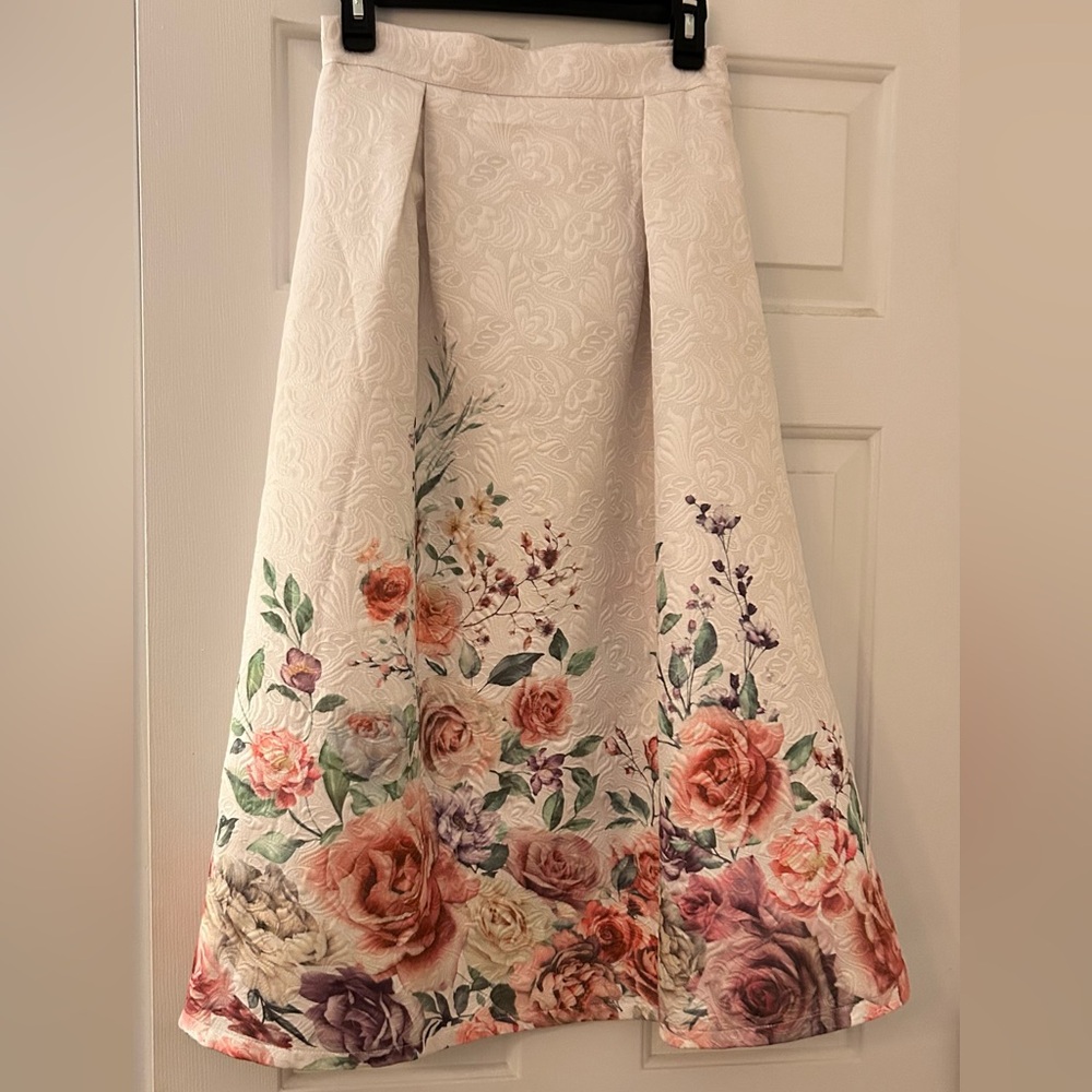Chicwish A-line midi floral skirt